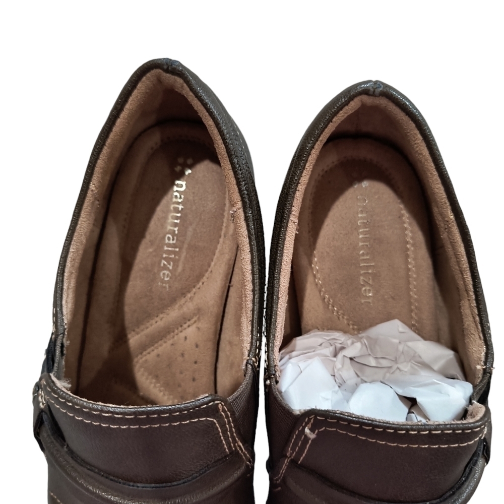 Naturalizer Kaz Round Toe Brown Slip On Loafer Size 7.5 - Picture 8 of 9